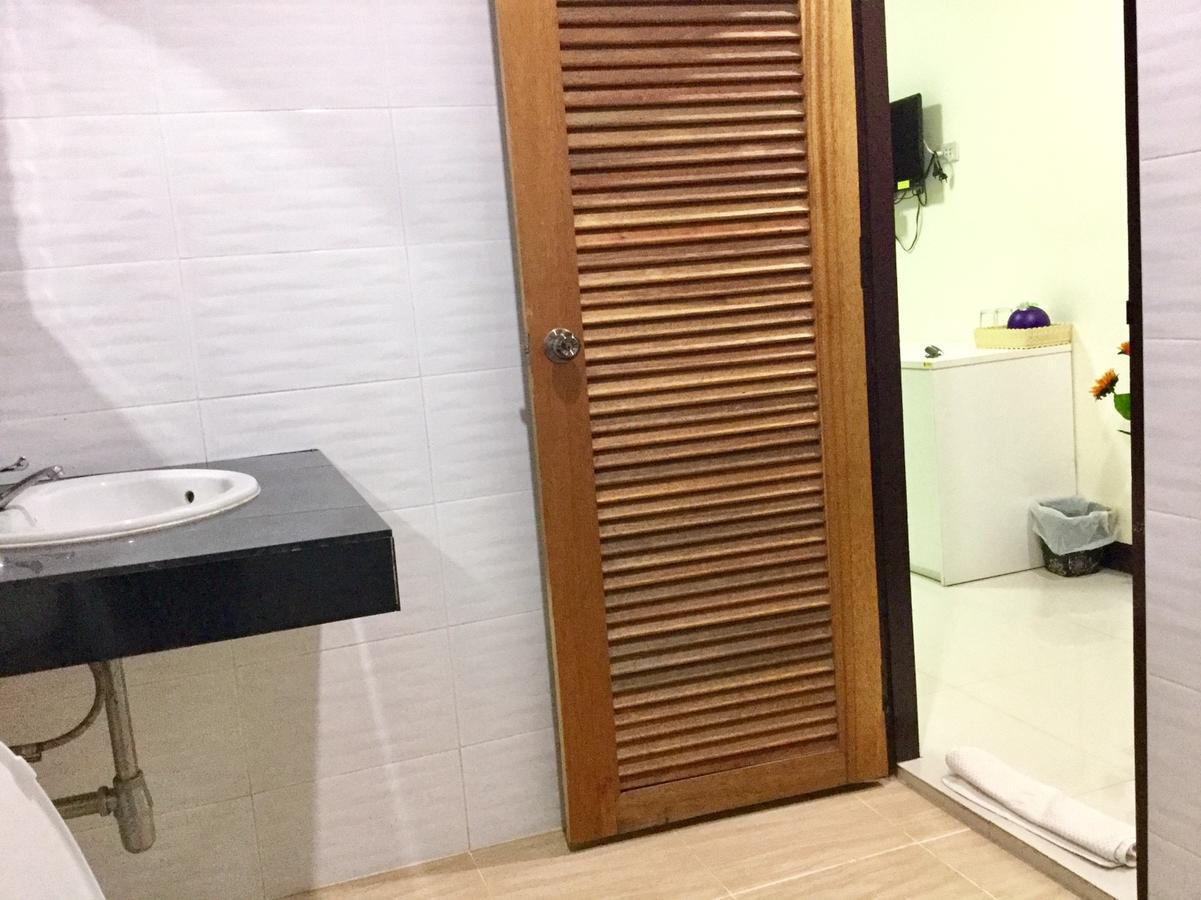 Greenhouse Apartment Nakhon Phanom Dış mekan fotoğraf